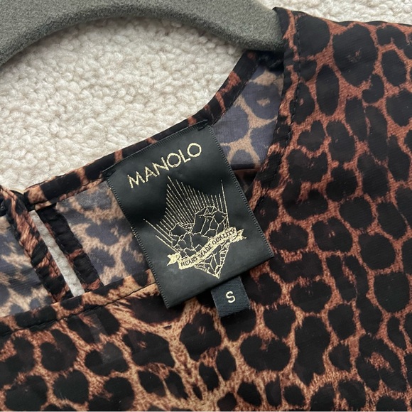 Manolo Leopard Print Ruffled Sleeve Top size S - Picture 2 of 7